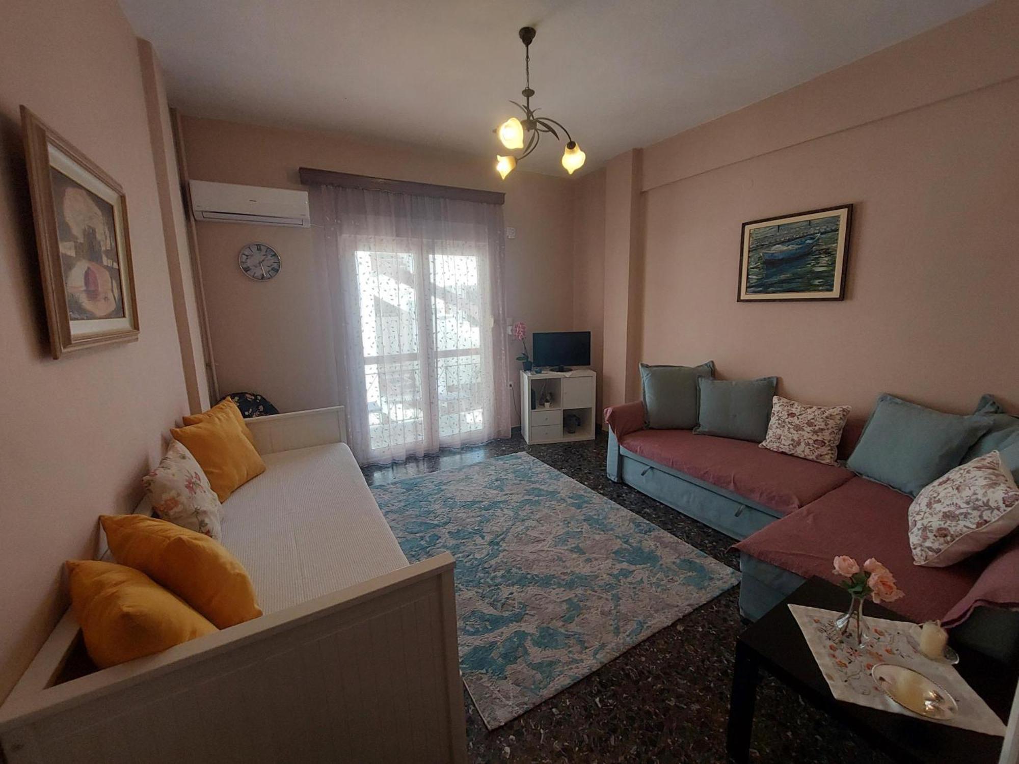 Crystal Home Near Airport Artemida  Exterior photo